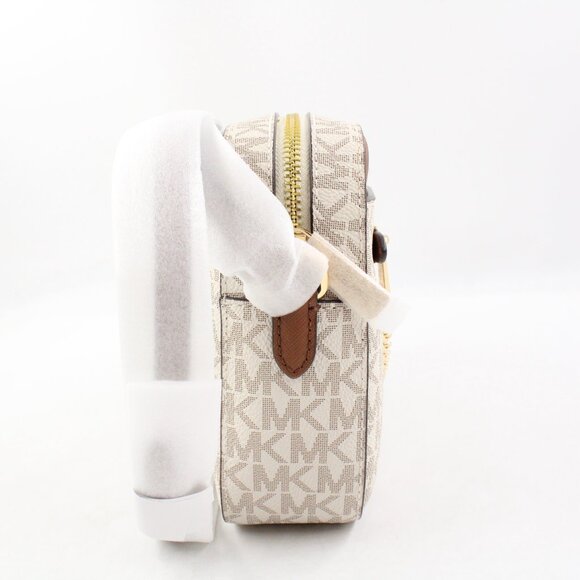 NWT Michael Kors Jet Set Large East West Zip Chain Logo Crossbody Bag in Vanilla - Picture 2 of 10